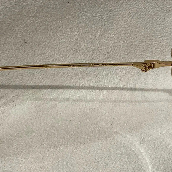 Gucci Sunglasses - Picture 8 of 10